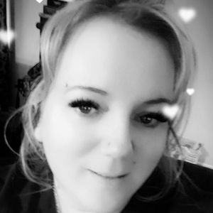 Meet your Posher, Chandelle